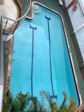 Hotel los leones Melgar